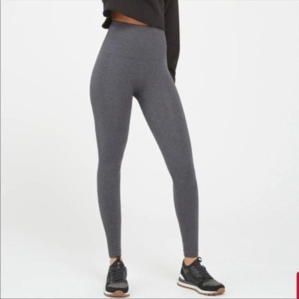 SPANX Look at Me Now Seamless Legging